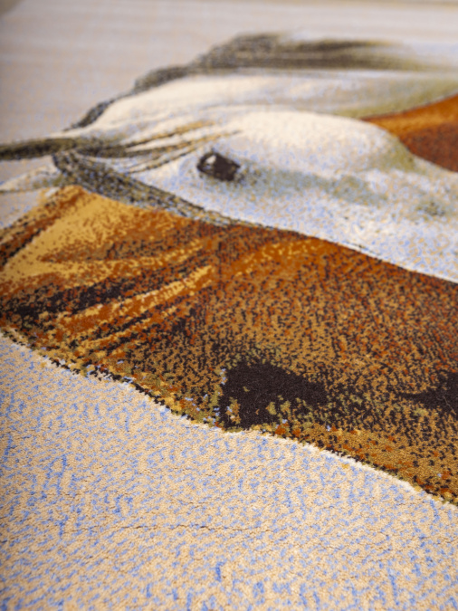 Ковер Hunnu  сувенирный 6S1186 82 лошади головы