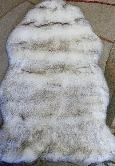 Ковер Gina Шкурка 18-02