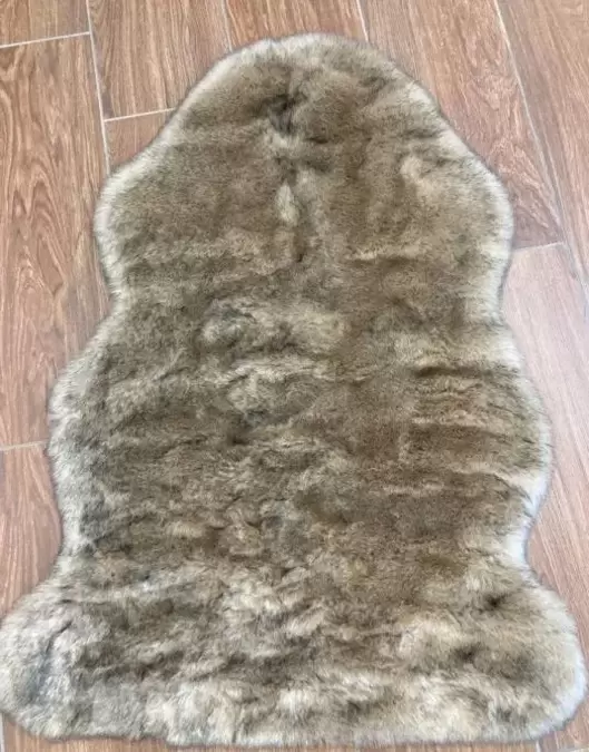 Ковер Gina Шкурка 18-04